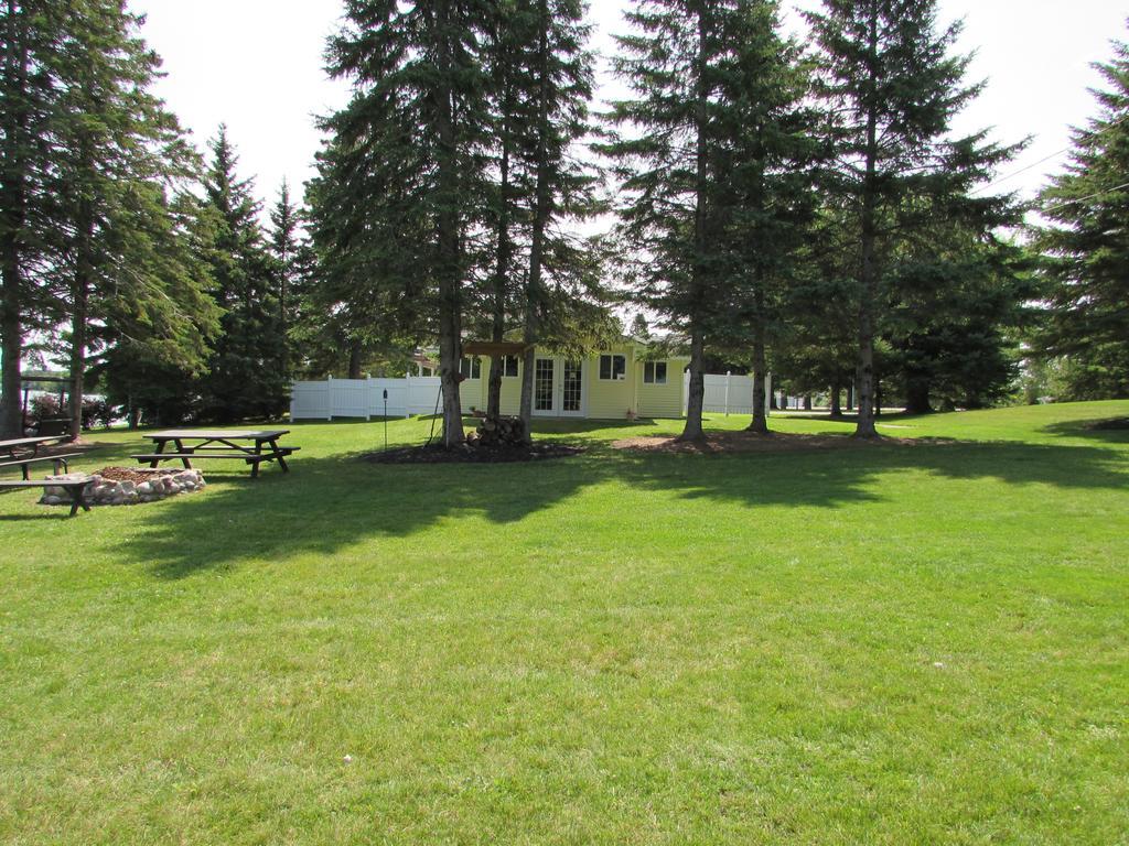 Grand Lake Resort Presque Isle Eksteriør bilde