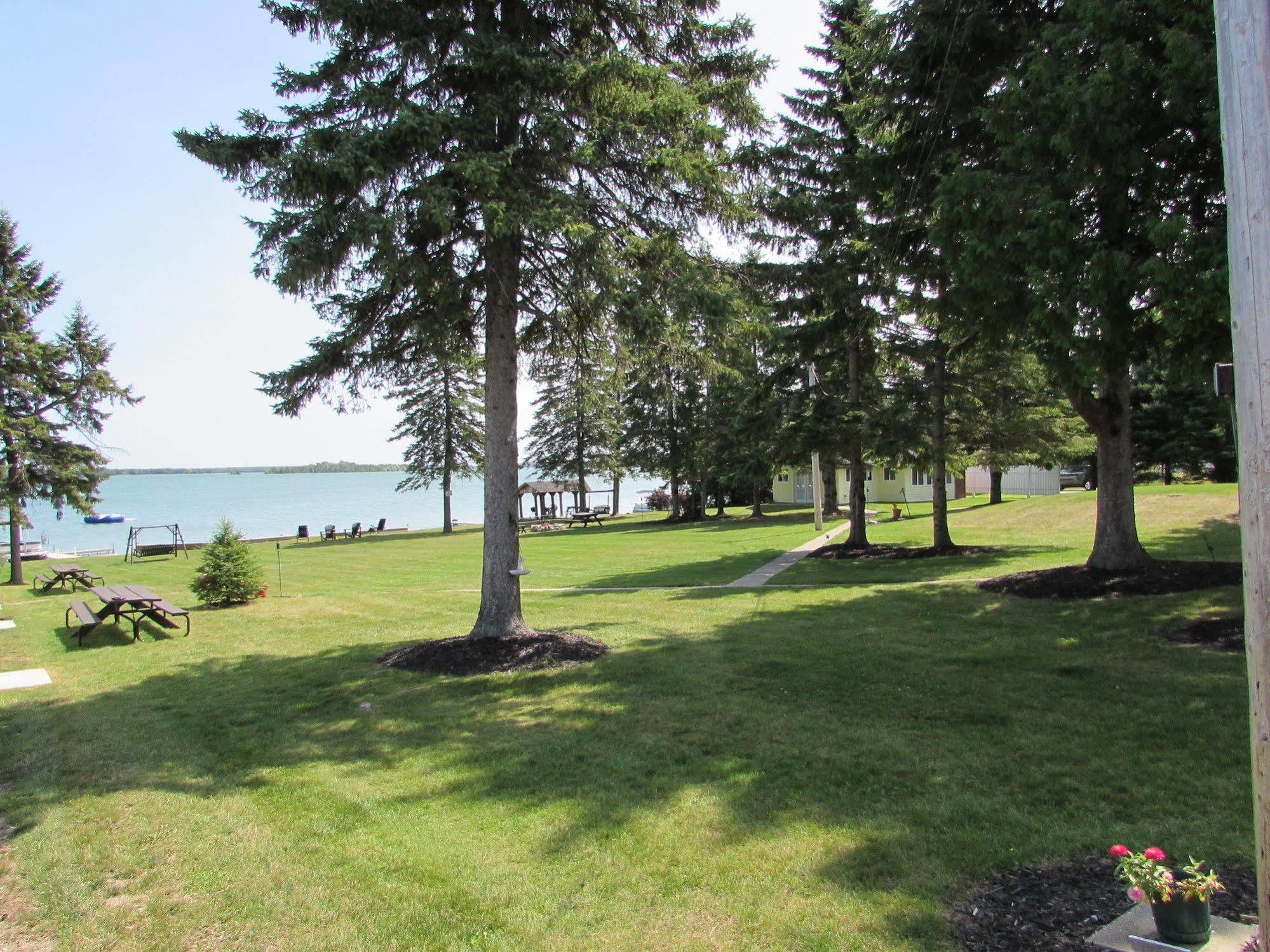 Grand Lake Resort Presque Isle Eksteriør bilde